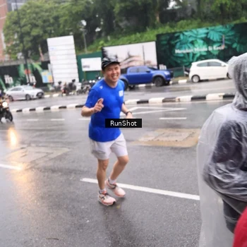 Runner Photo 7936280