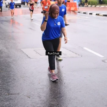 Runner Photo 7936317