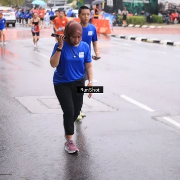 Runner Photo 7936318