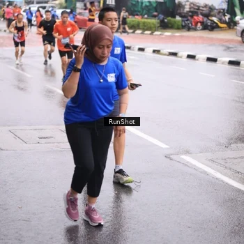 Runner Photo 7936327