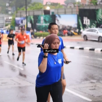 Runner Photo 7936338