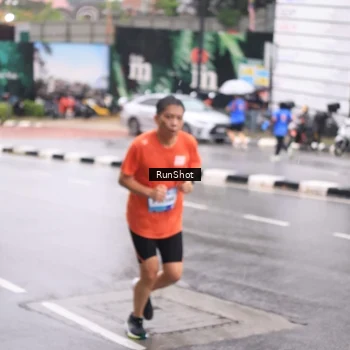 Runner Photo 7936355
