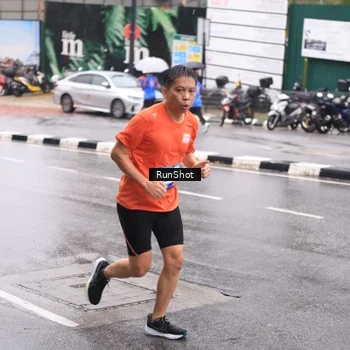 Runner Photo 7936362