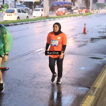 Runner Photo 7936374