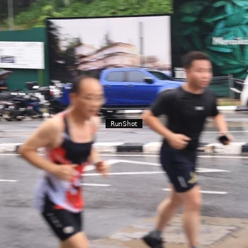 Runner Photo 7936409