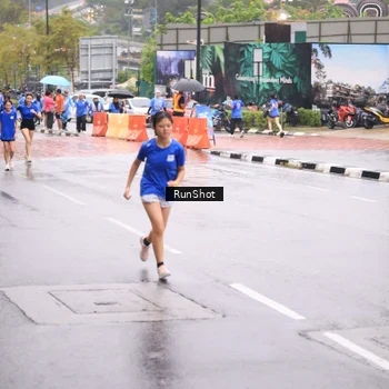Runner Photo 7936419