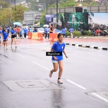 Runner Photo 7936426