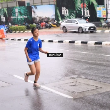 Runner Photo 7936435