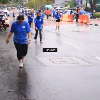 Runner Photo 7936437