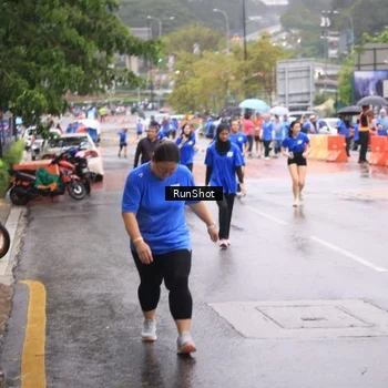 Runner Photo 7936442