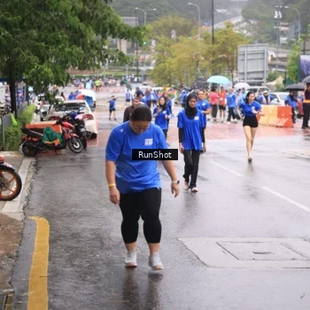 Runner Photo 7936446