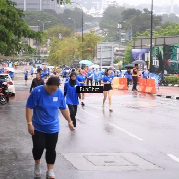 Runner Photo 7936447