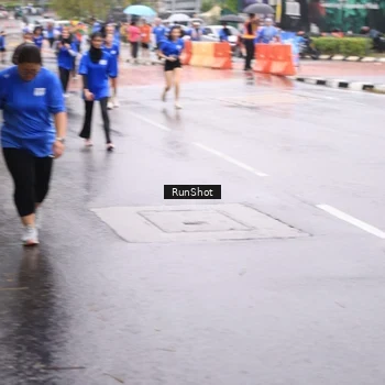 Runner Photo 7936457
