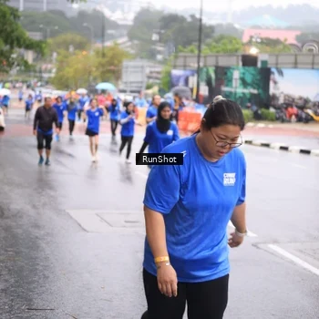 Runner Photo 7936466