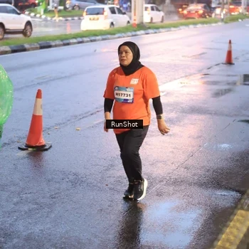 Runner Photo 7936477