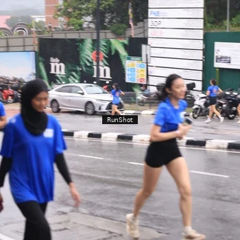 Runner Photo 7936480