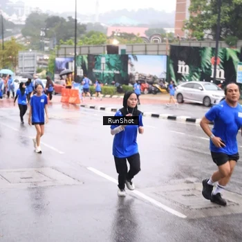 Runner Photo 7936485
