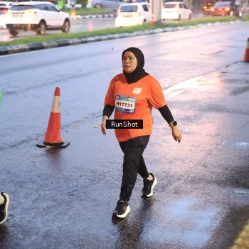 Runner Photo 7936497