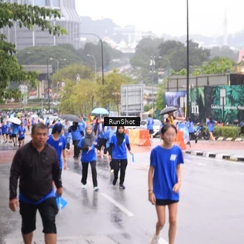 Runner Photo 7936508