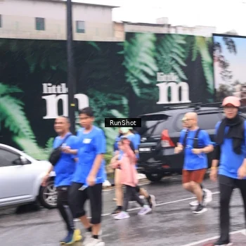 Runner Photo 7936529