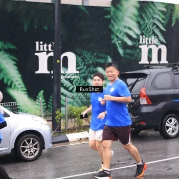 Runner Photo 7936559