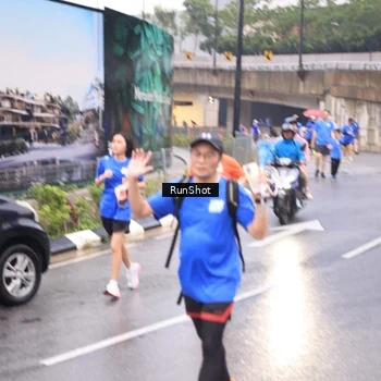 Runner Photo 7936582