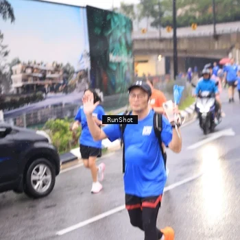 Runner Photo 7936585