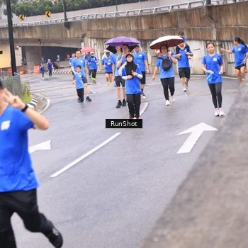 Runner Photo 7936602