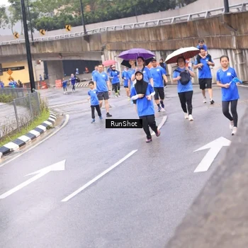 Runner Photo 7936605