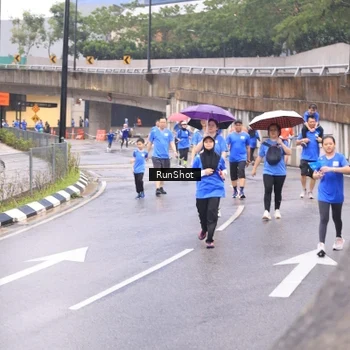 Runner Photo 7936610