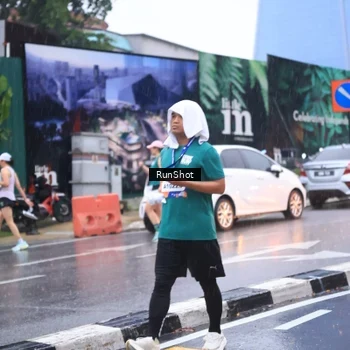 Runner Photo 7936618