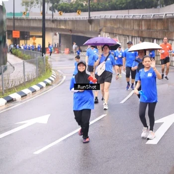 Runner Photo 7936620