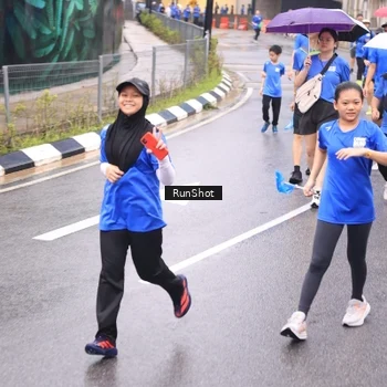 Runner Photo 7936631