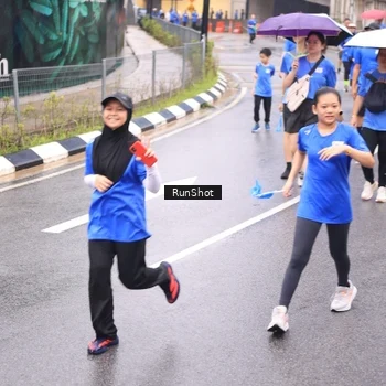 Runner Photo 7936633