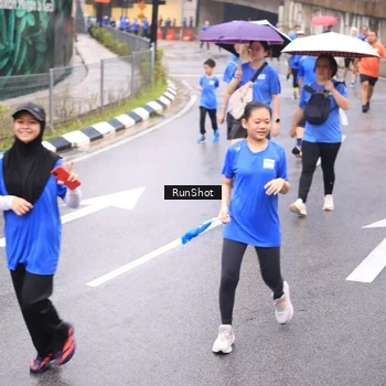 Runner Photo 7936635