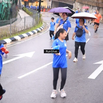Runner Photo 7936636