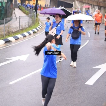 Runner Photo 7936639