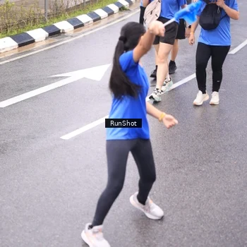 Runner Photo 7936645