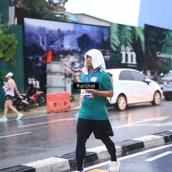 Runner Photo 7936648
