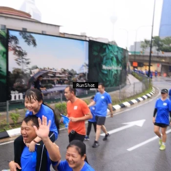 Runner Photo 7936690