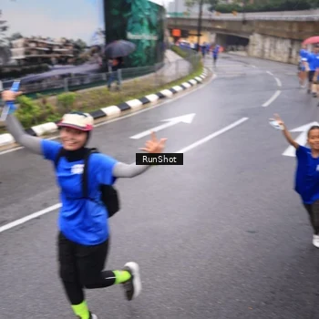 Runner Photo 7936747