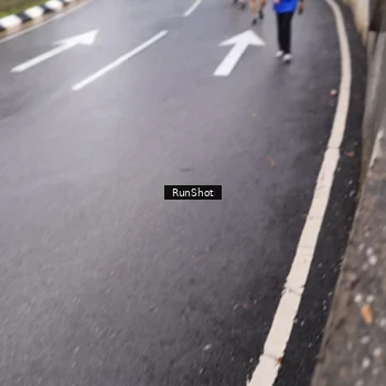 Runner Photo 7936760