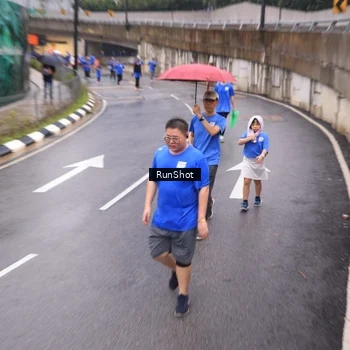 Runner Photo 7936786