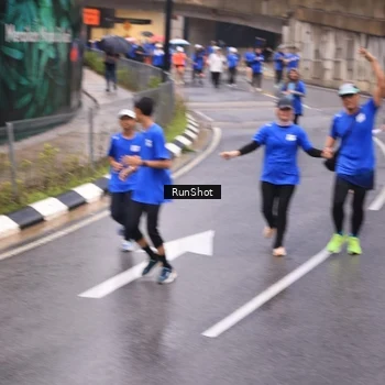 Runner Photo 7936882