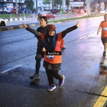 Runner Photo 7936886