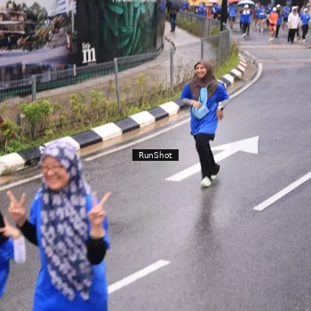 Runner Photo 7936938