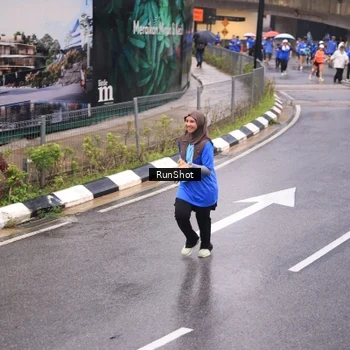 Runner Photo 7936939
