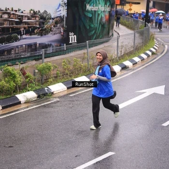 Runner Photo 7936942