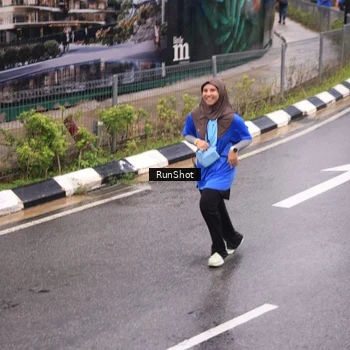 Runner Photo 7936944
