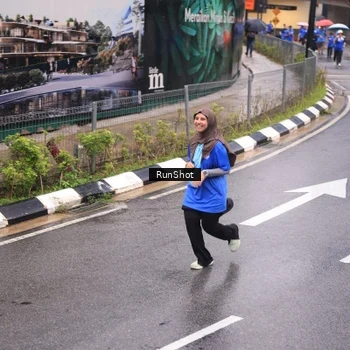 Runner Photo 7936945
